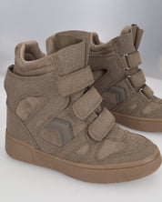 QUINSY - sneakers alte in ecopelle scamosciata kaki con zeppa interna e tre strap