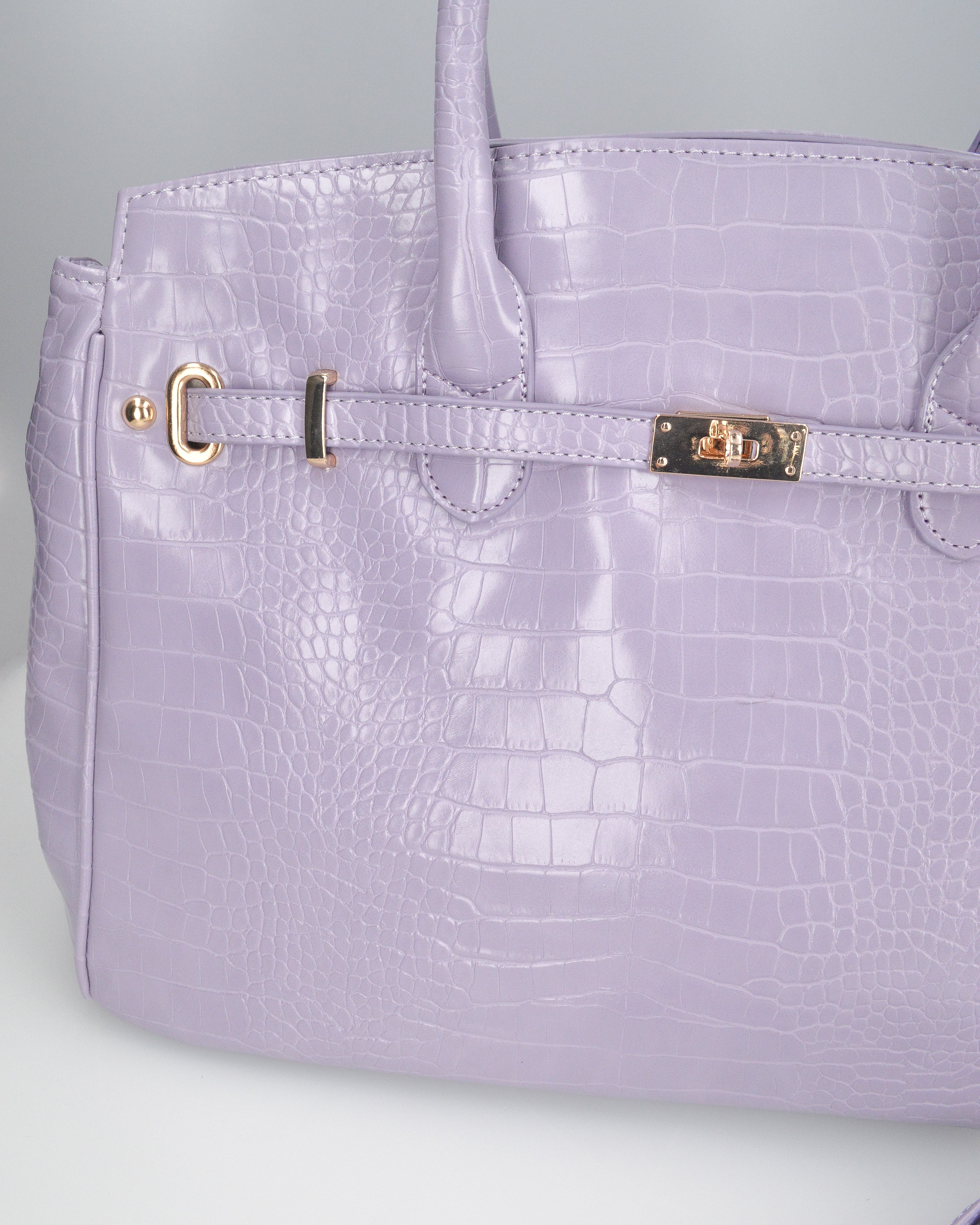 MARY - borsa grande violetta con trama coccodrillo e tracolla aggiuntiva