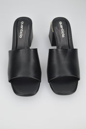 MARTHE - sandali neri con dettaglio dorato sopra il tacco squadrato