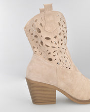 EMA - stivaletti texani beige traforati con tacco a blocco