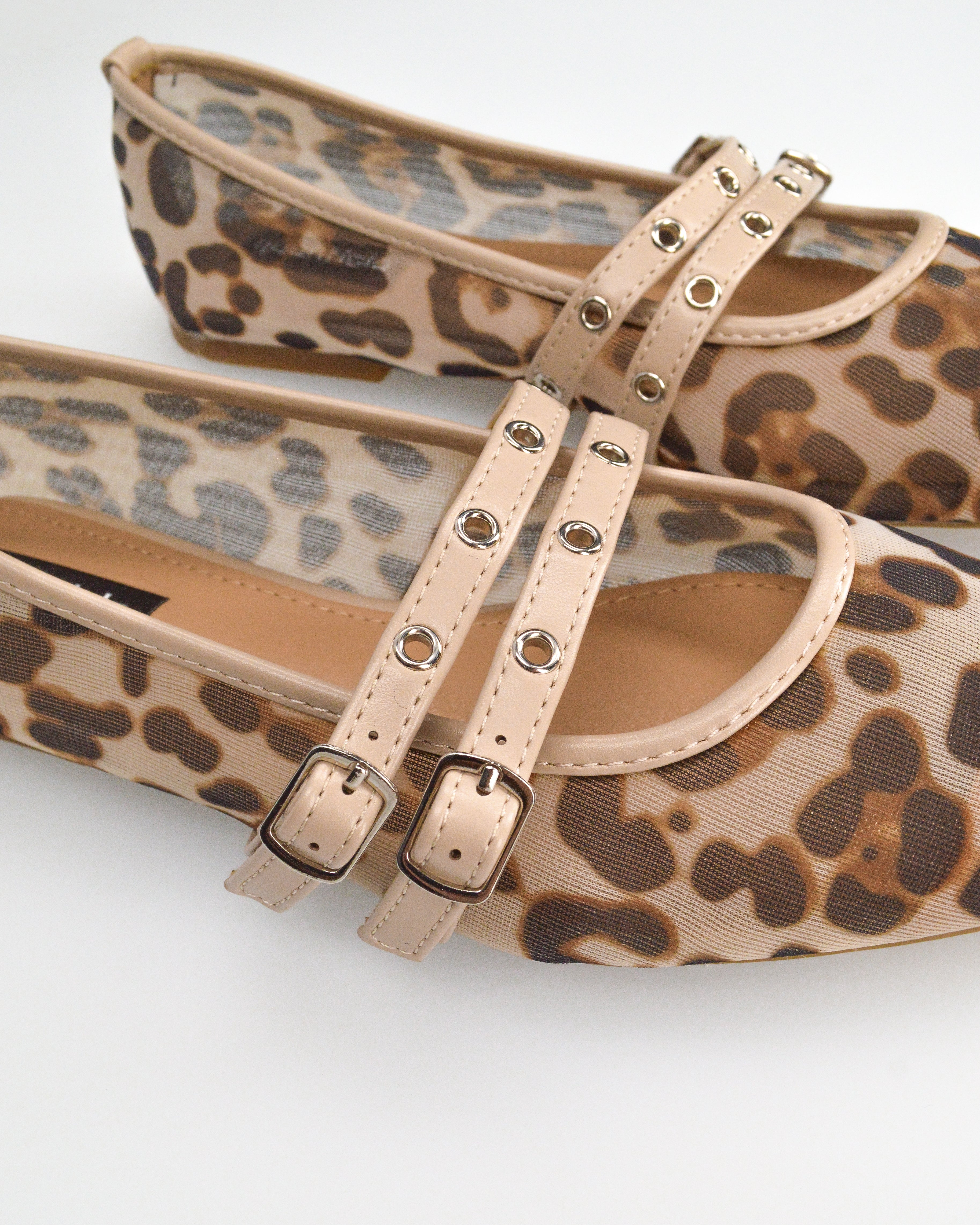 JUNINA - décolleté leopardati flat con texture traforata