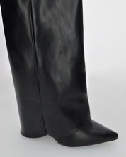 DALY - Stivale alto rigido con tacco nascosto in ecopelle nera e dettaglio chiusura argentata