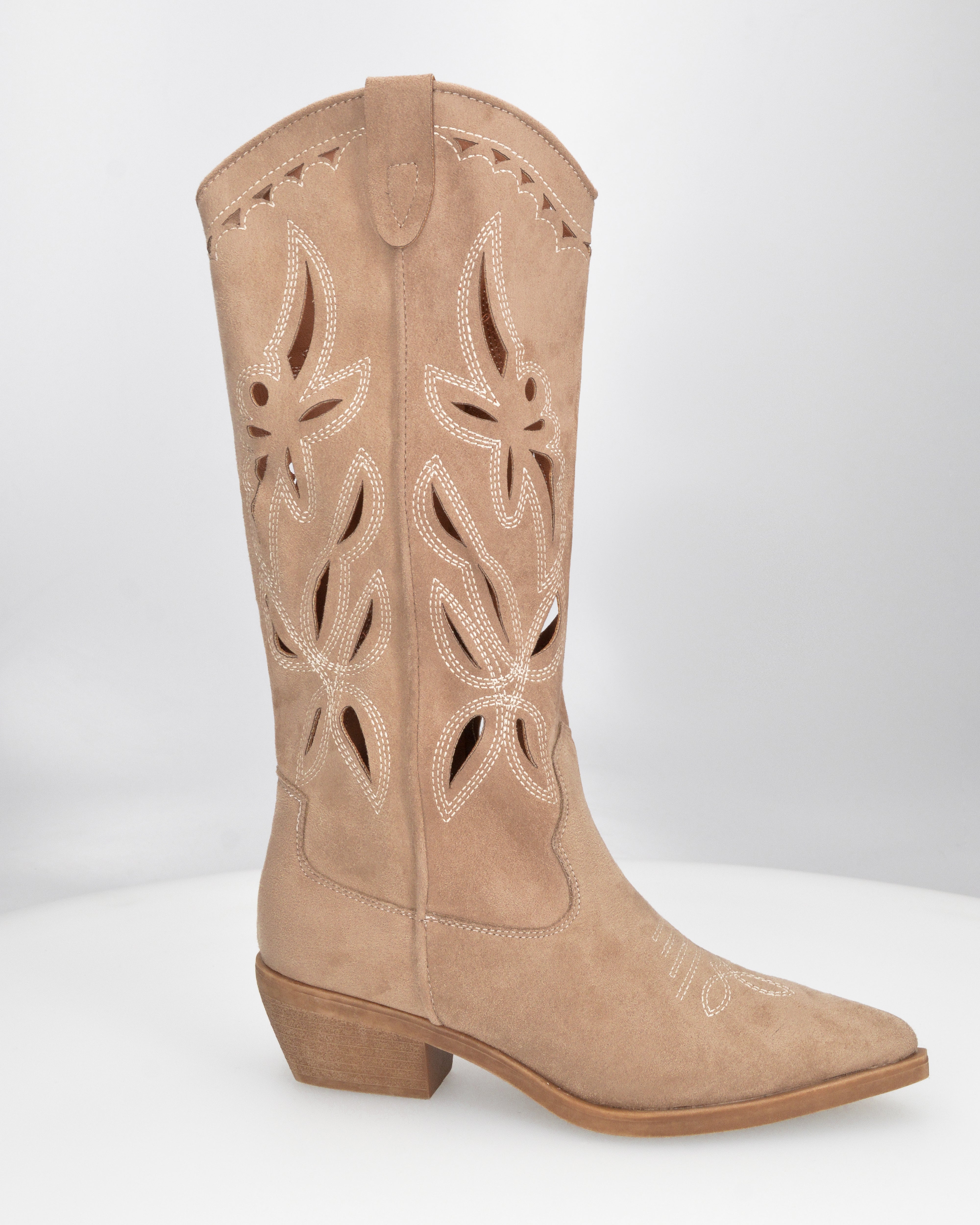 RISA - stivali texani alti beige in simil camoscio con ricami e lavorazione traforata