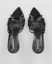 ISOLA - sandali neri effetto vernice con tacco a spillo