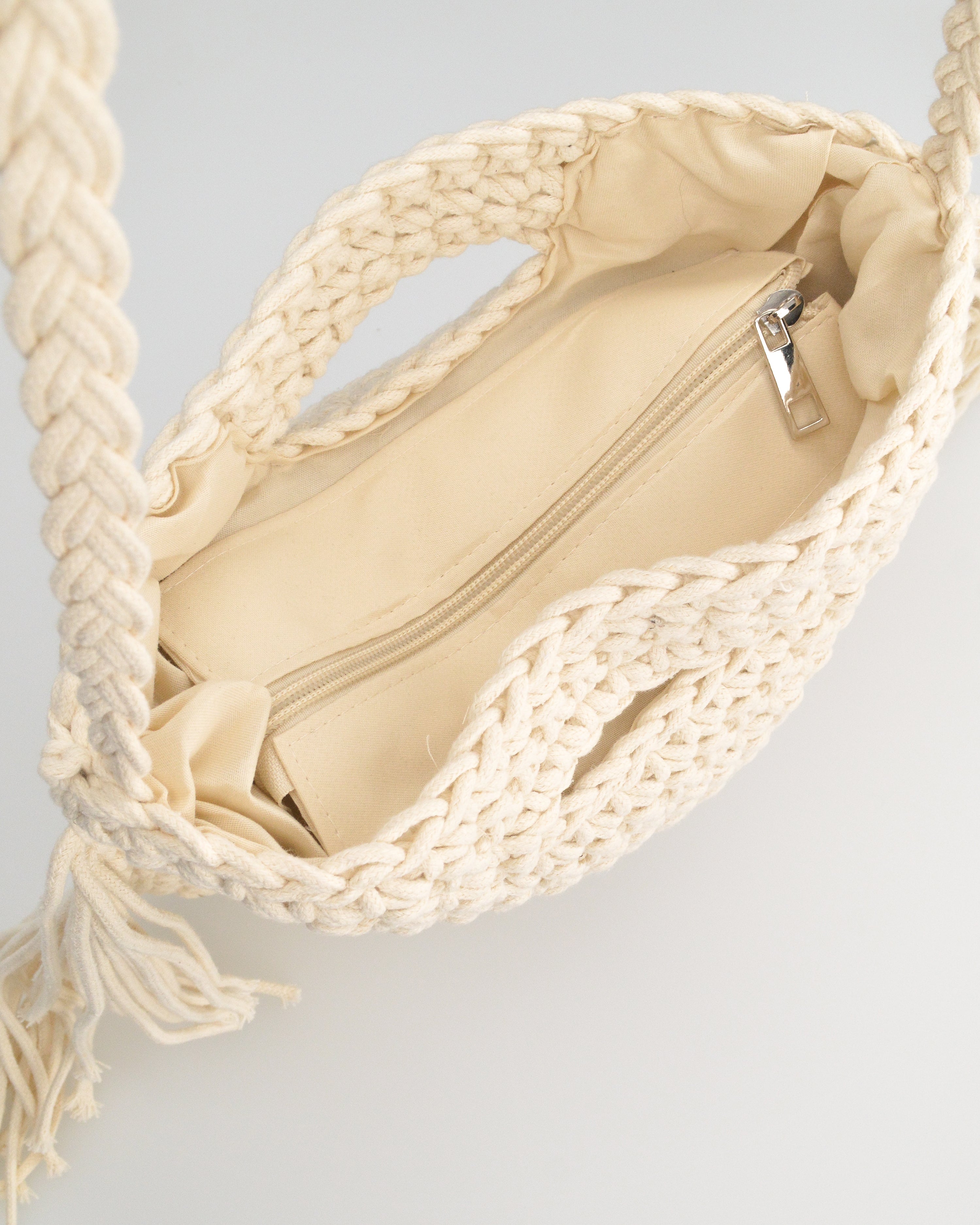 TRIXIE - borsa beige chiaro con tracolla e tessuto intrecciato