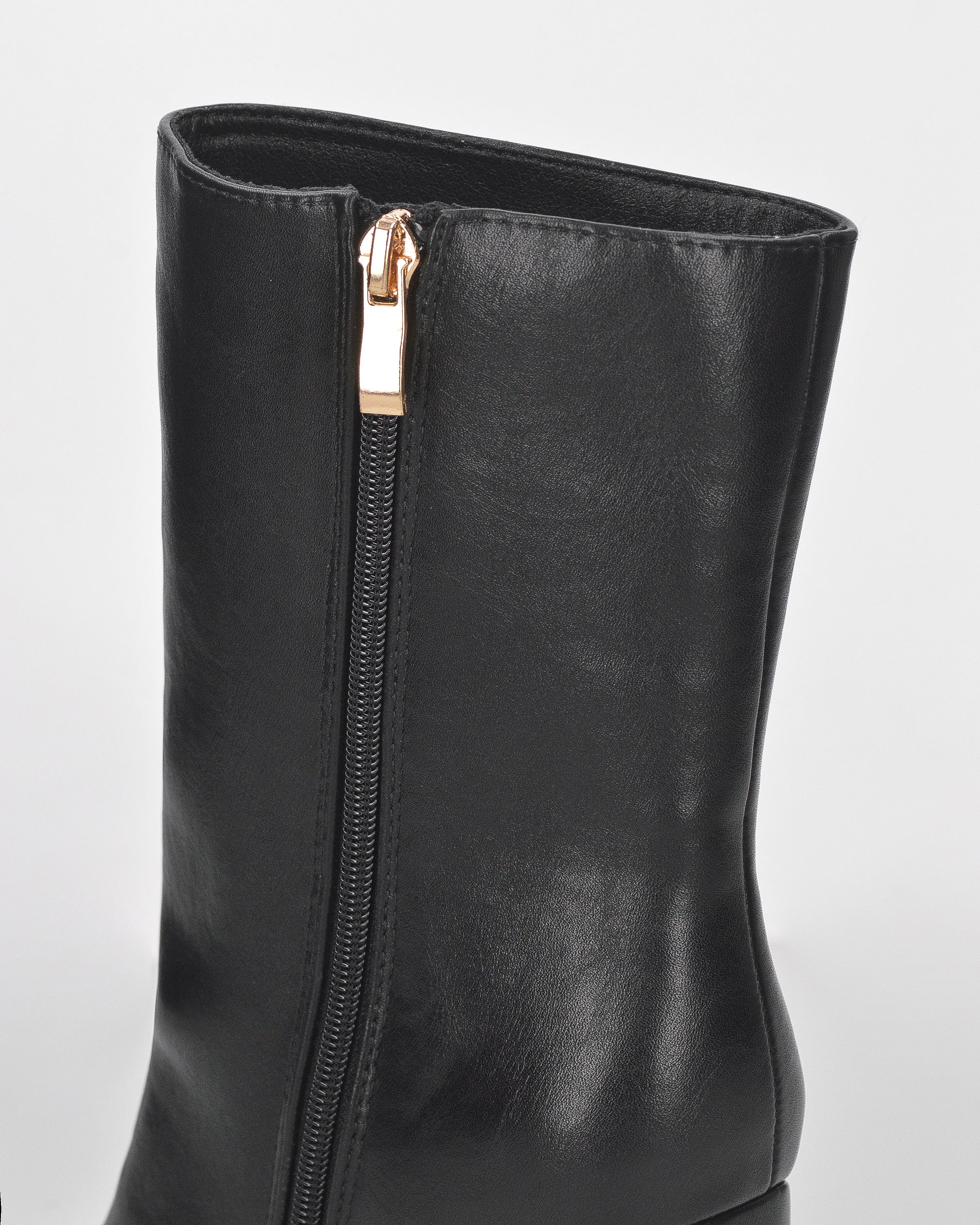 FEDRIKA -  Stivale 2 in 1 in ecopelle nera: da stivale alto a stivaletto con un semplice gesto