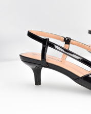 BERIT - sandali décolleté con tacco basso in nero lucido