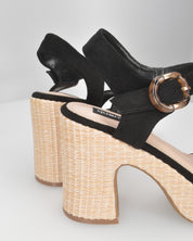 LIZZIE - sandali neri con platform beige in materiale intrecciato