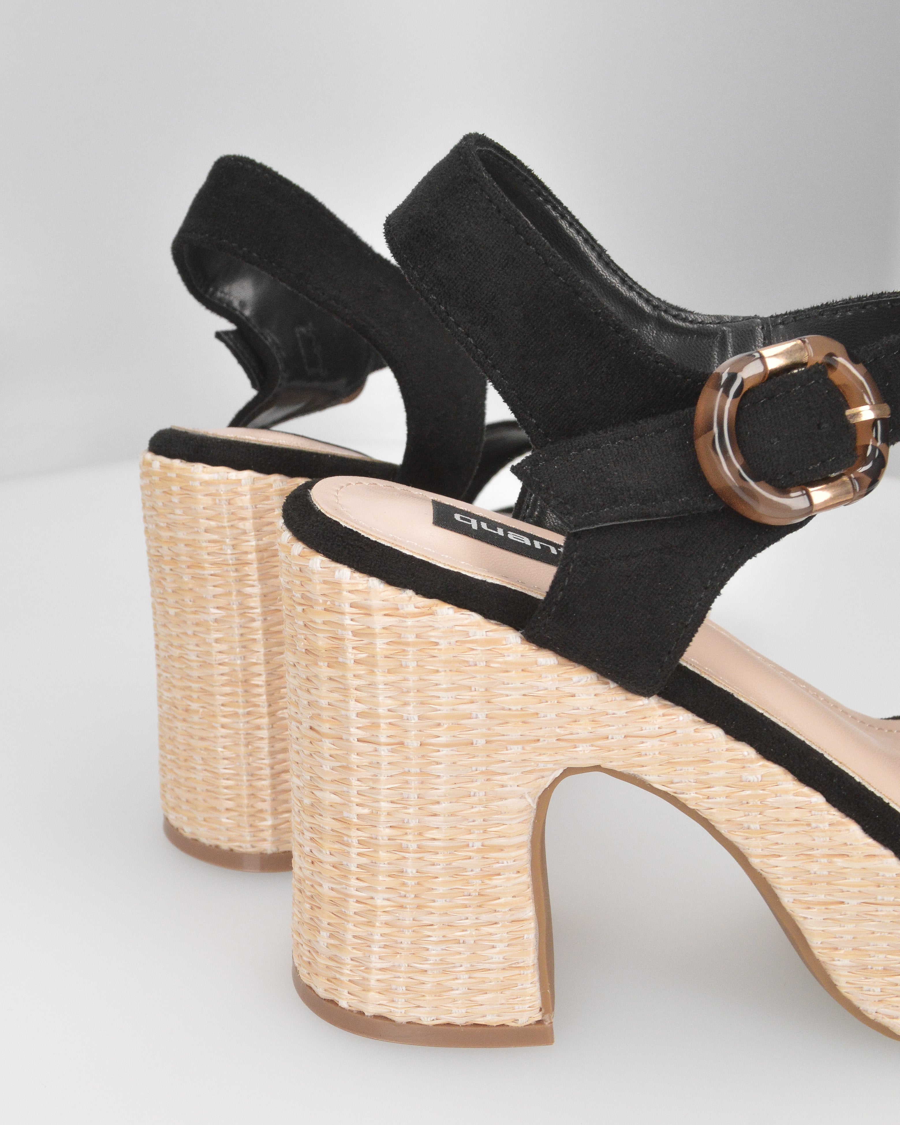 LIZZIE - sandali neri con platform beige in materiale intrecciato
