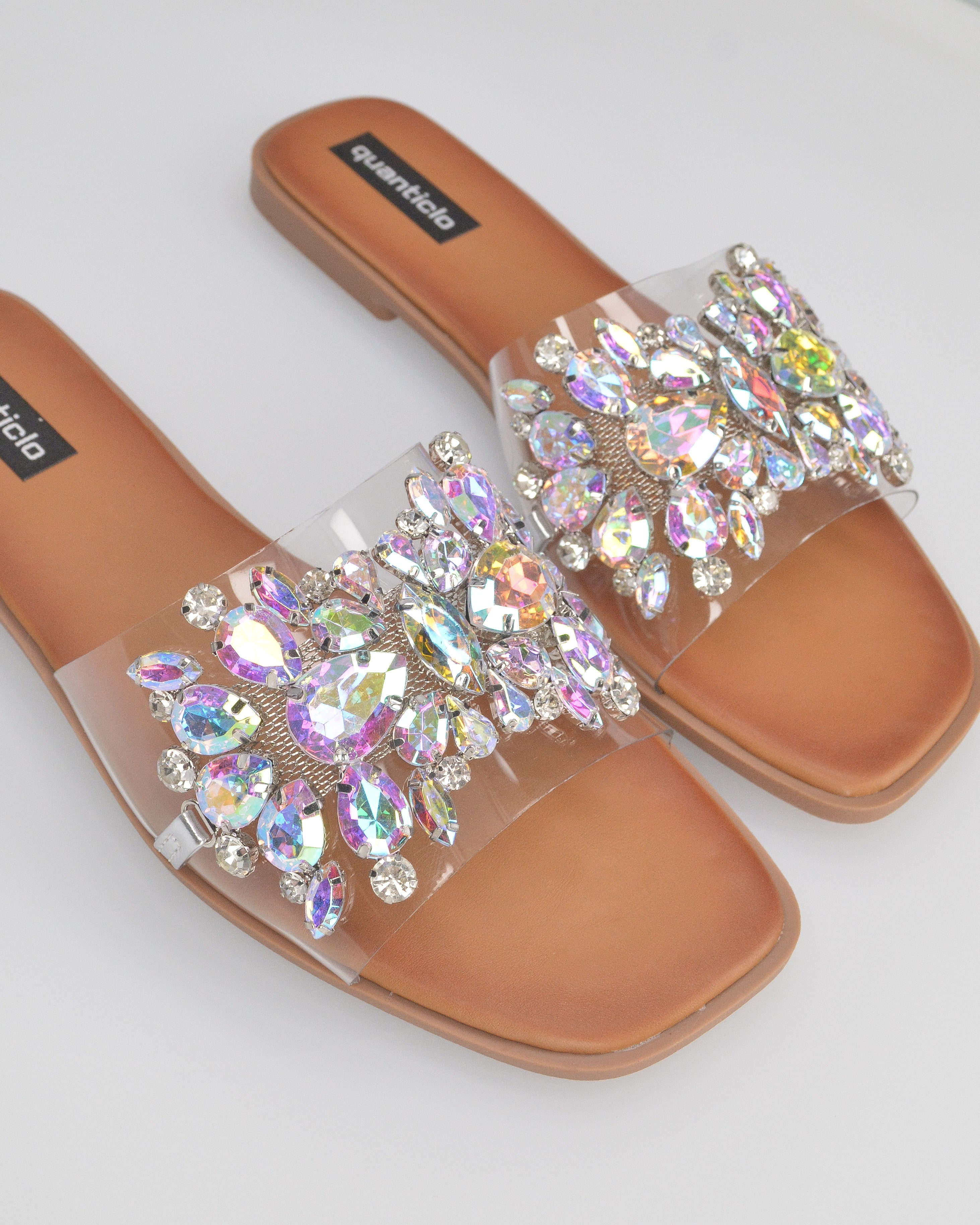 GEMMY - ciabattine con gemme opalescenti e fascia trasparente