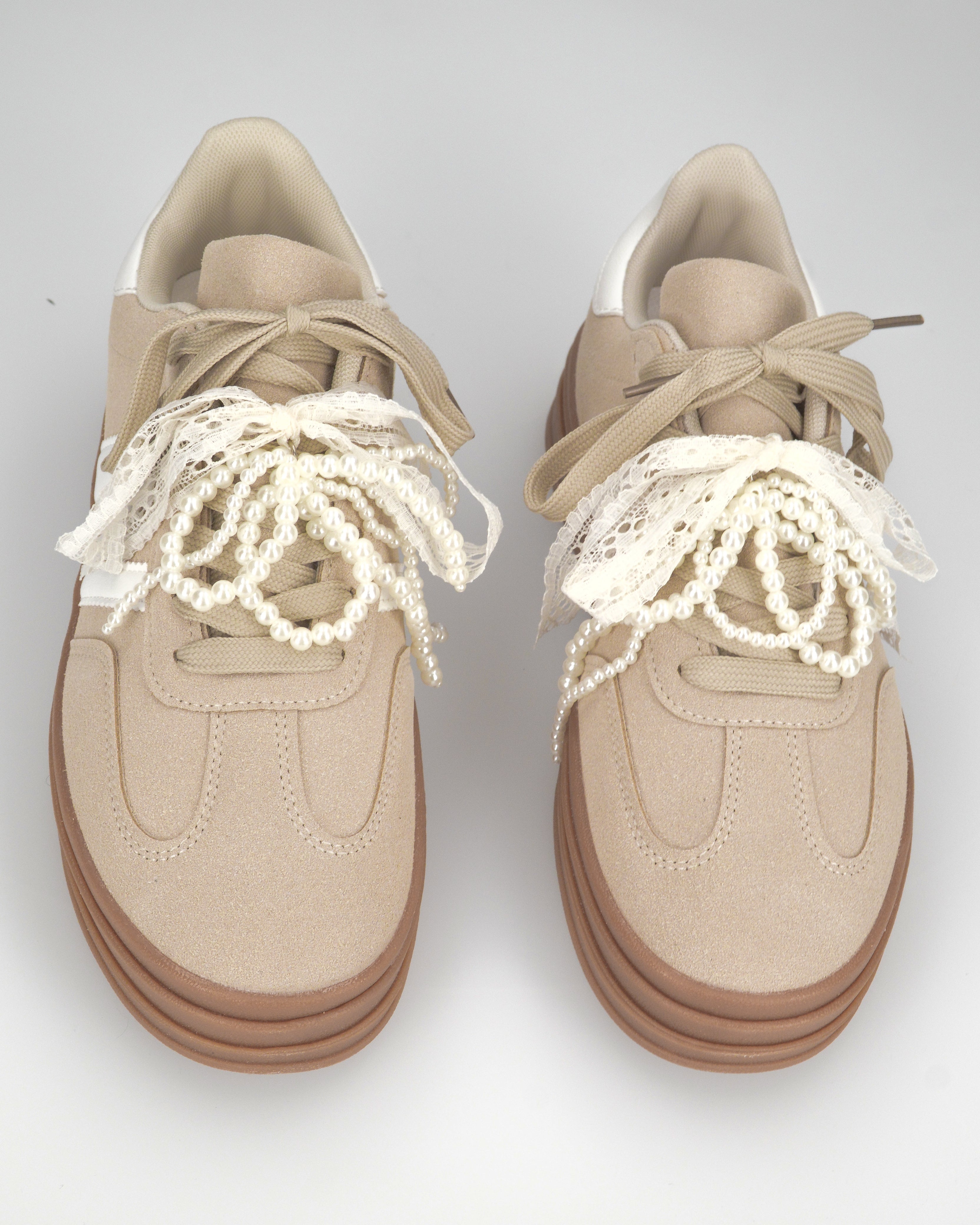 JODA - sneakers beige con fiocco perlinato removibile