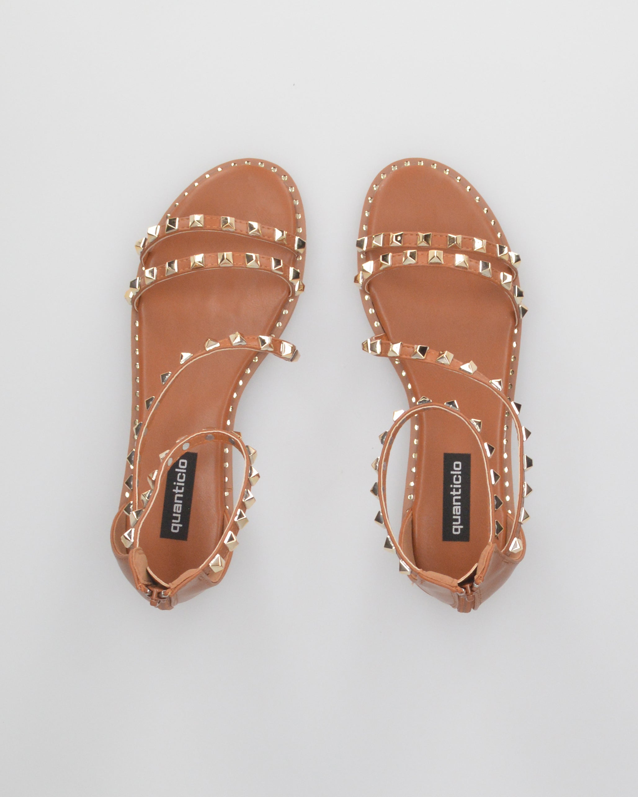 PERCY - sandali flat marroni con borchie metalliche