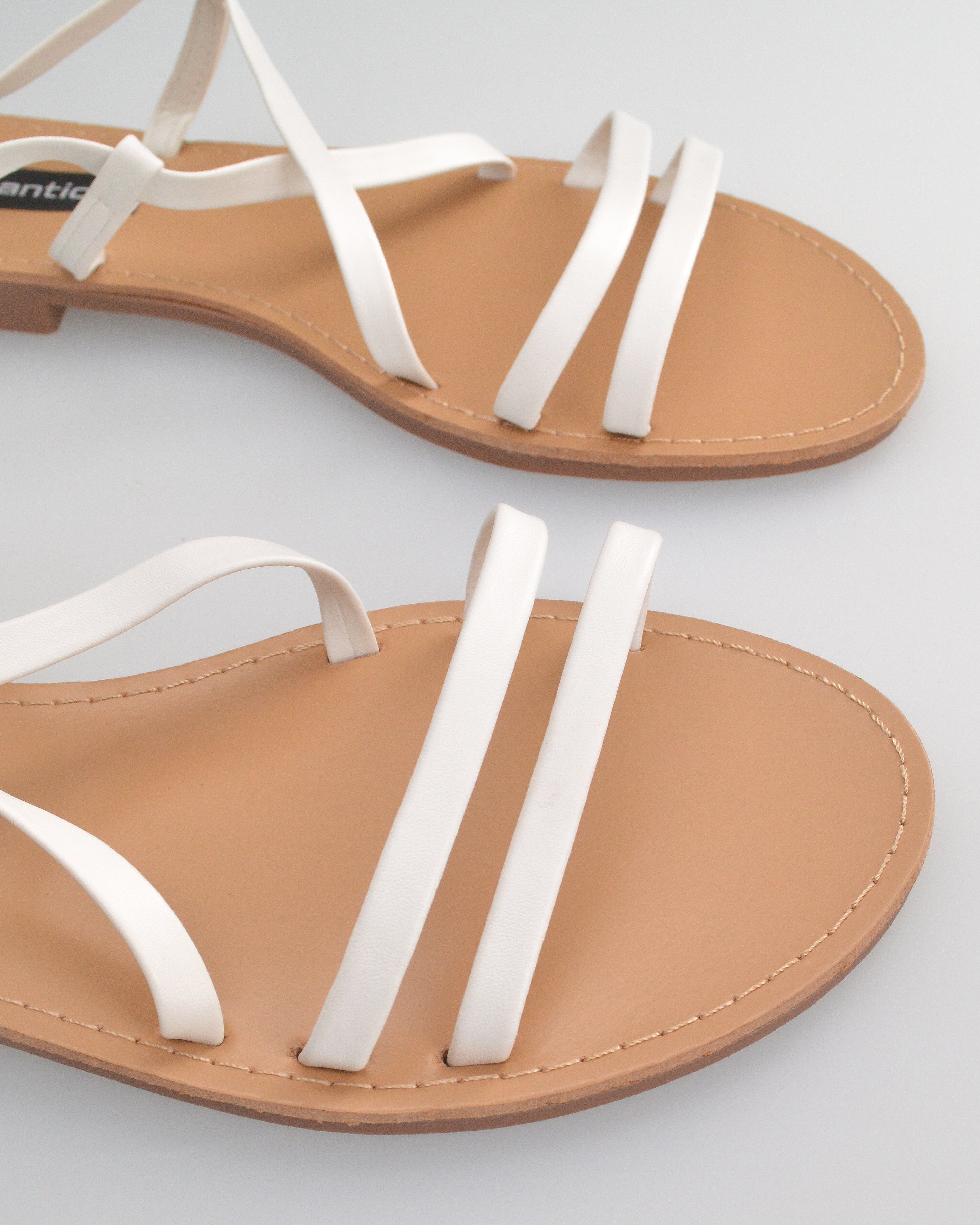 VERIDA - sandali lace-up in simil pelle bianca