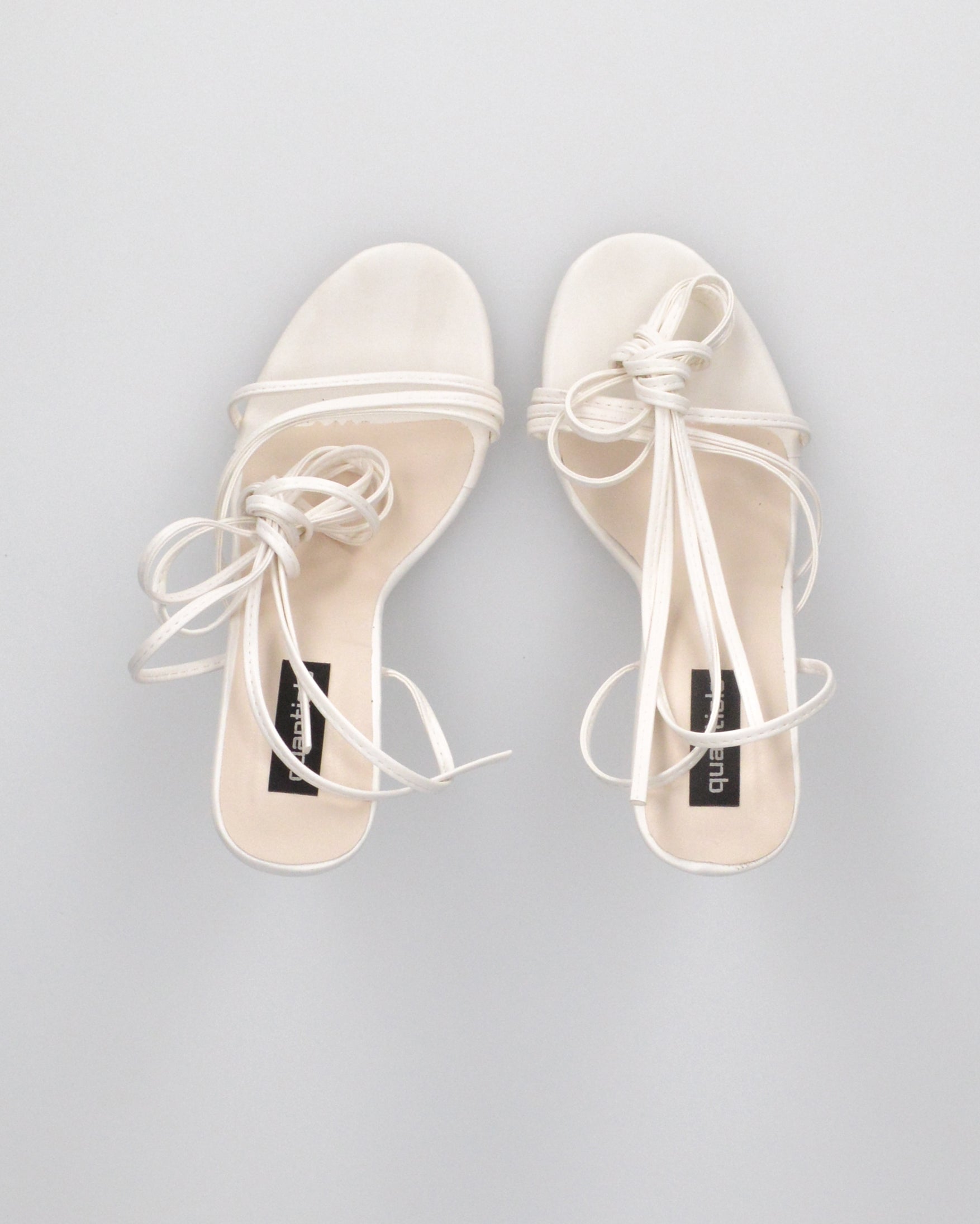 LALY - sandali bianchi lace up con tacco a spillo