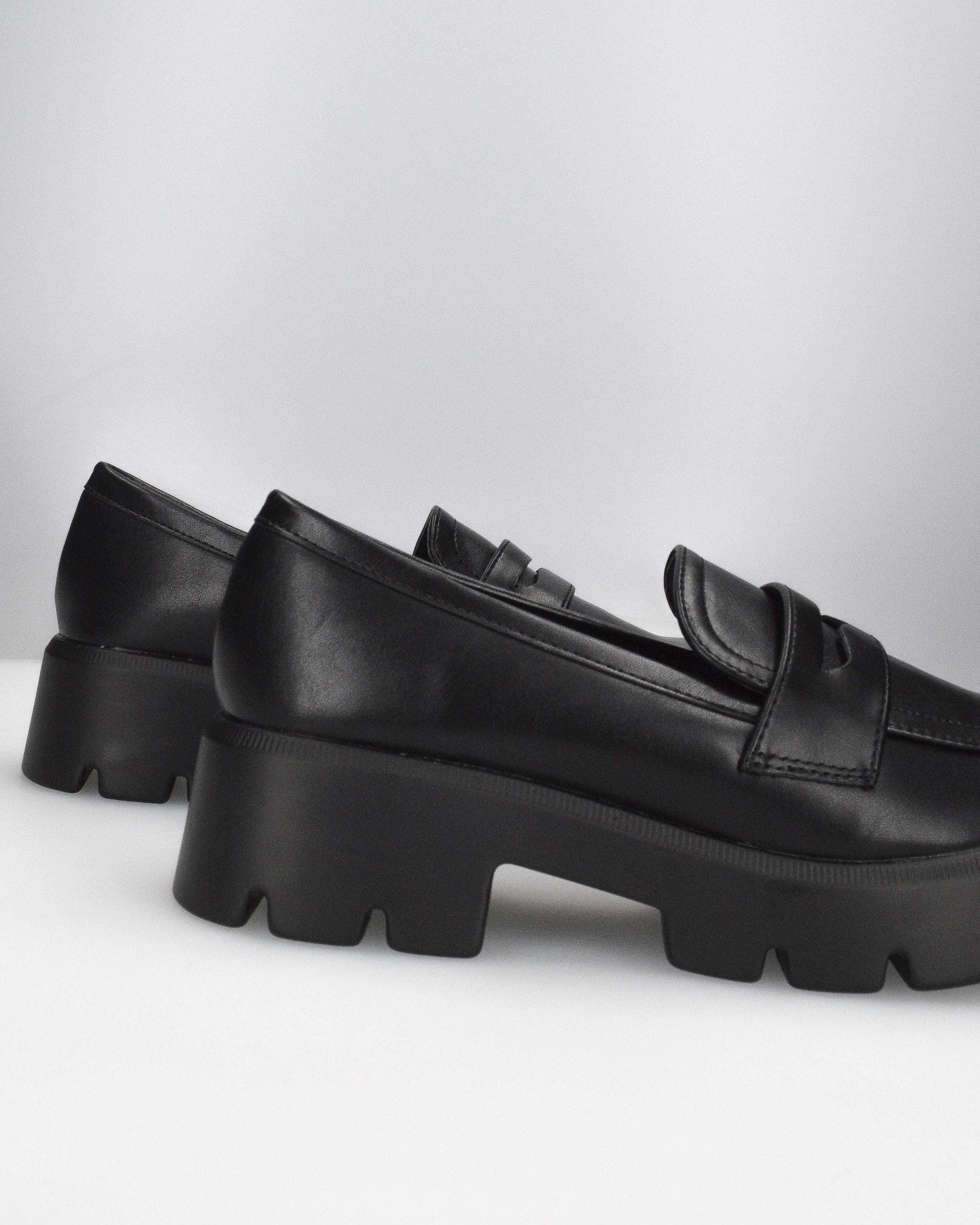KESSY - mocassino nero con suola carrarmato e mascherina penny loafer