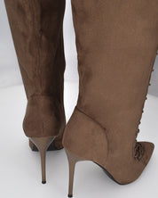 DESSA - stivale alto beige scamosciato stringato con tacco a spillo e zip interna