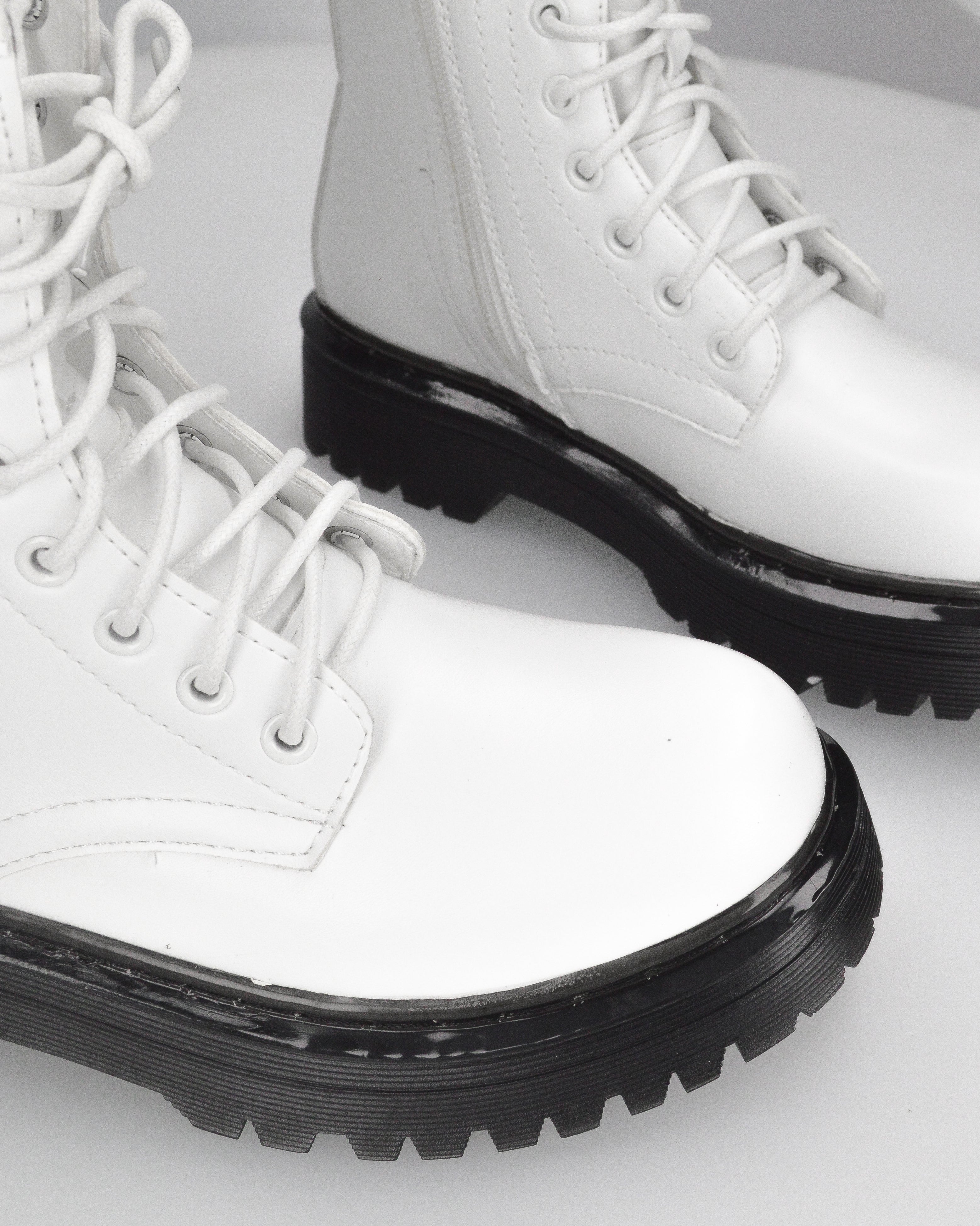 STACEE - stivaletti bianchi stile anfibio con platform