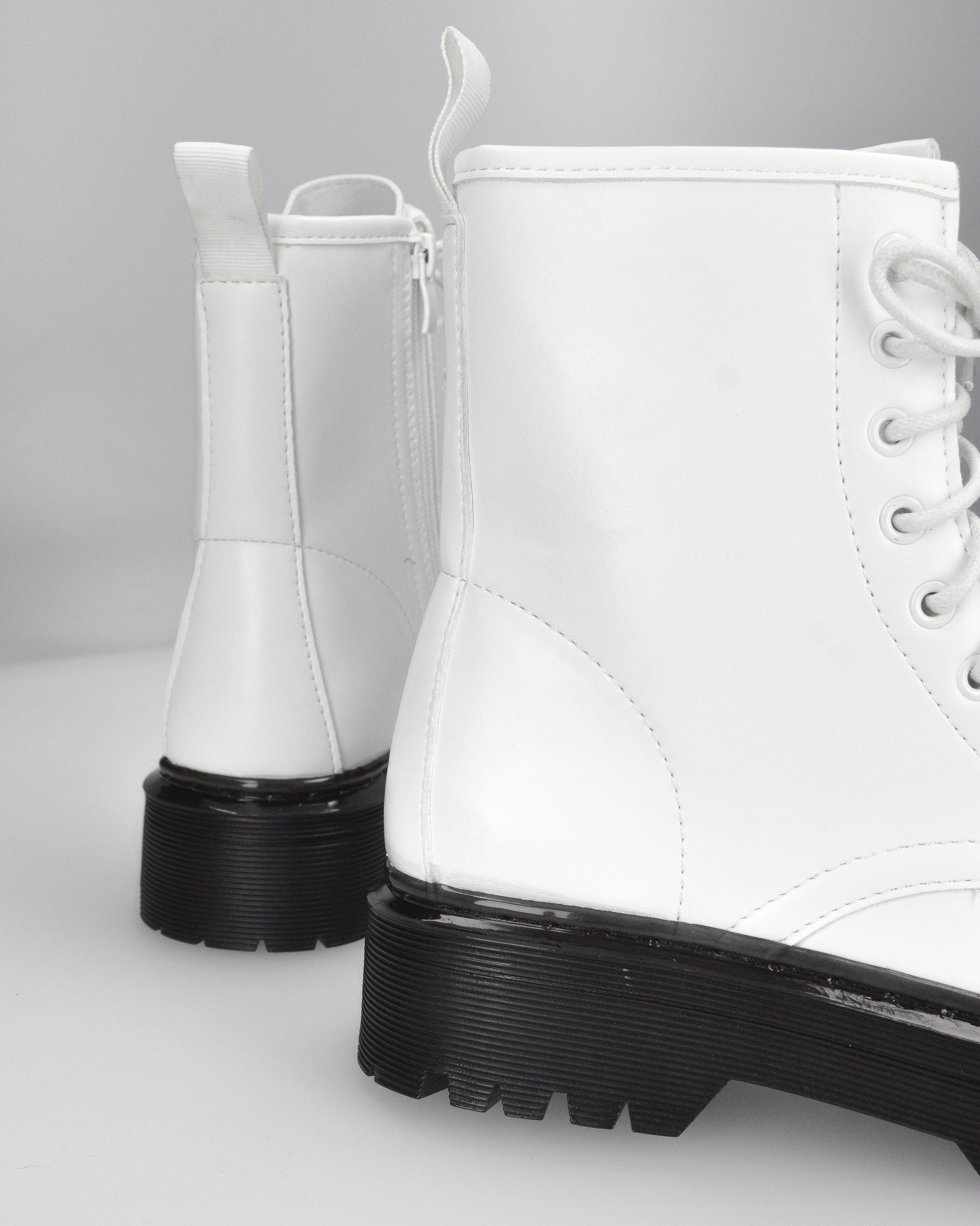 STACEE - stivaletti bianchi stile anfibio con platform