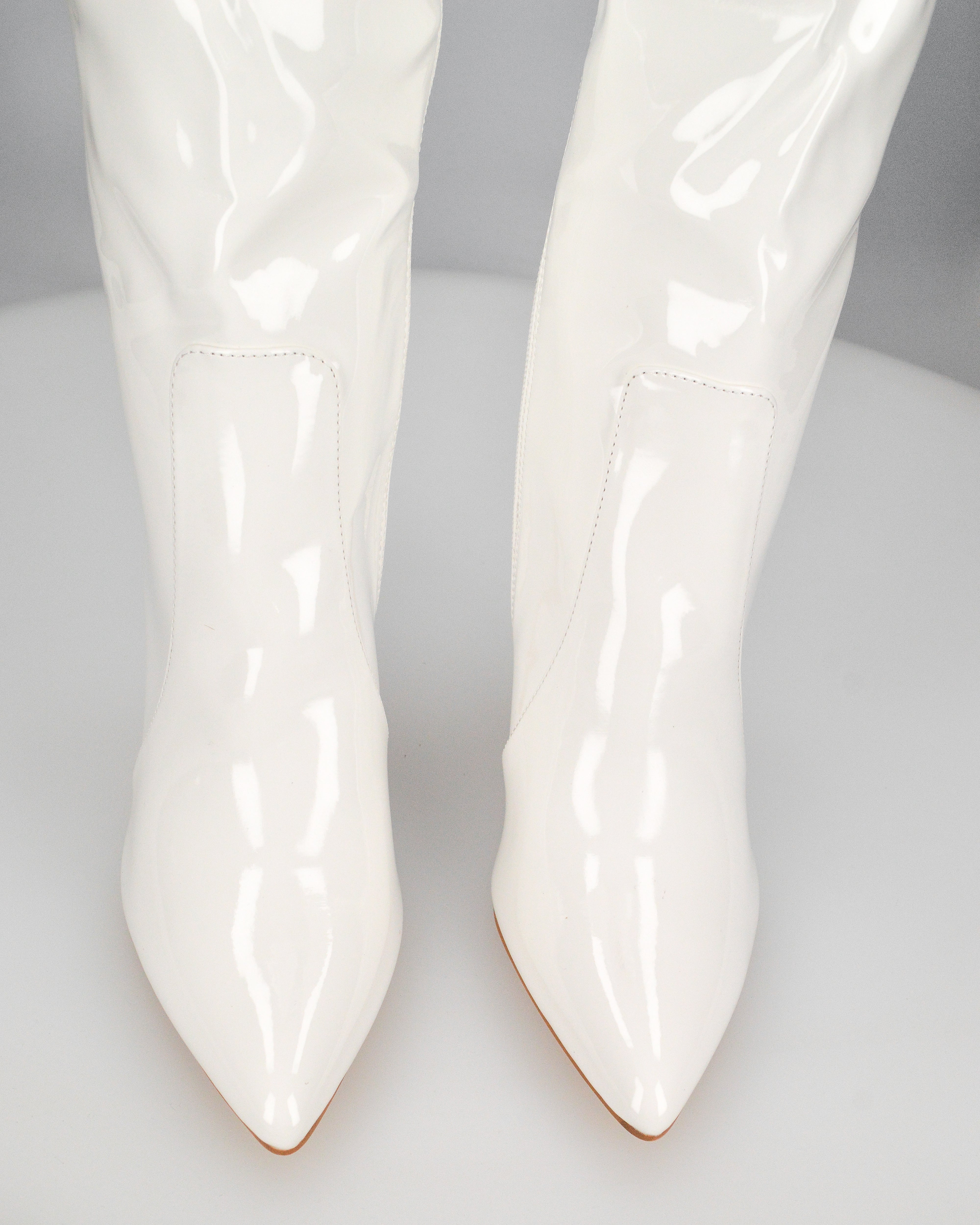 KAMYA - stivali alti in glassy bianco con cerniera
