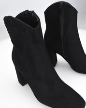 PETRA - stivaletti ankle boot nero scamosciato con tacco largo e scollatura texana