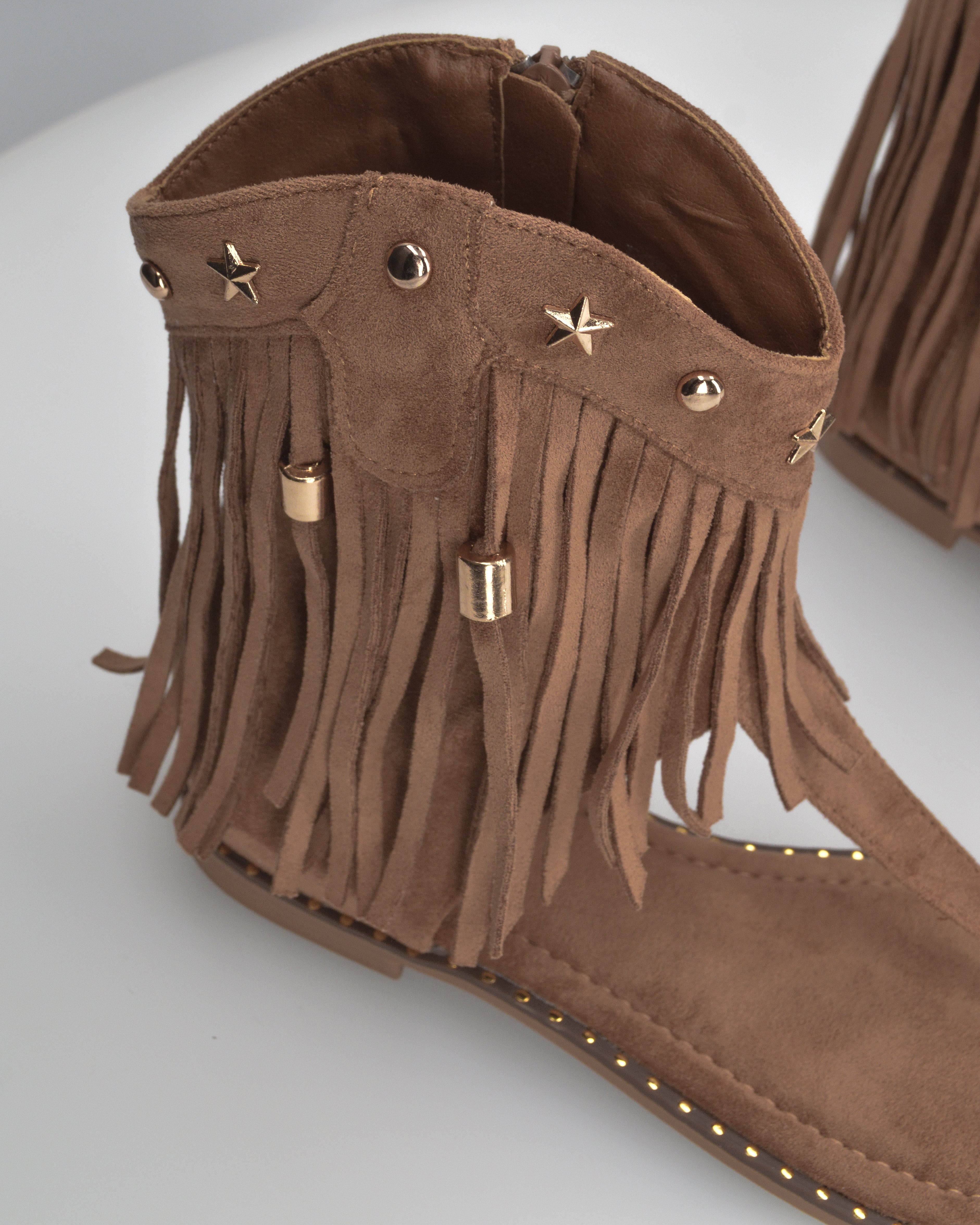 ALLEGRA - sandalo Boho-Chic, infradito in camoscio marrone con frange e borchie a stella