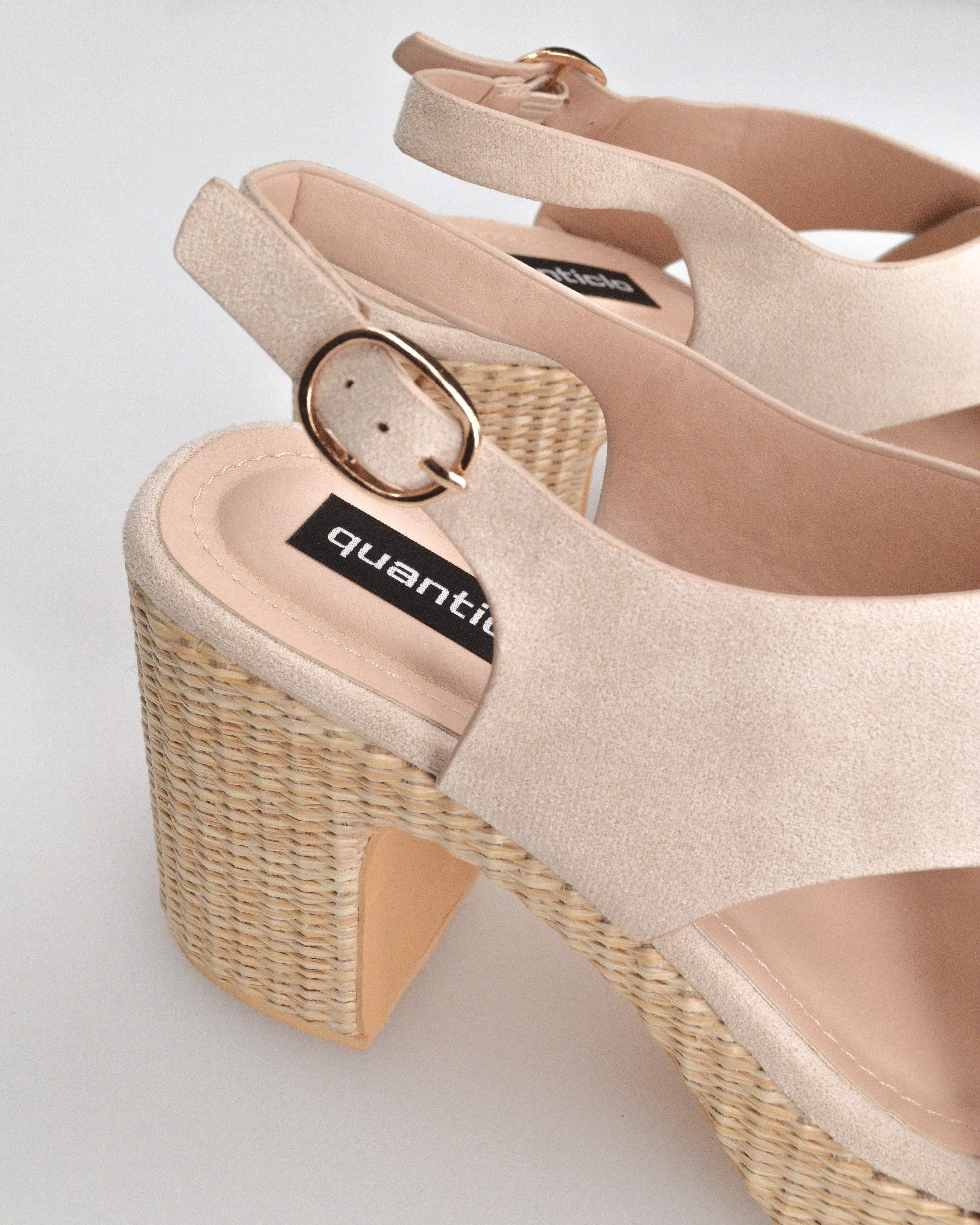LISSY - sandali beige con tacco e platform in effetto raffia