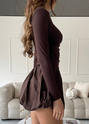 FREYA - vestito mini marrone con gonna a palloncino