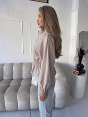GHAL - giacca bomber in tessuto beige nude con arricciata in vita e nelle maniche