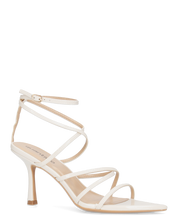 HELGA - sandali beige chiaro lucidi con tacco alto a spillo e listini