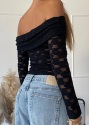 GAYE - body in pizzo nero con scollo bardot
