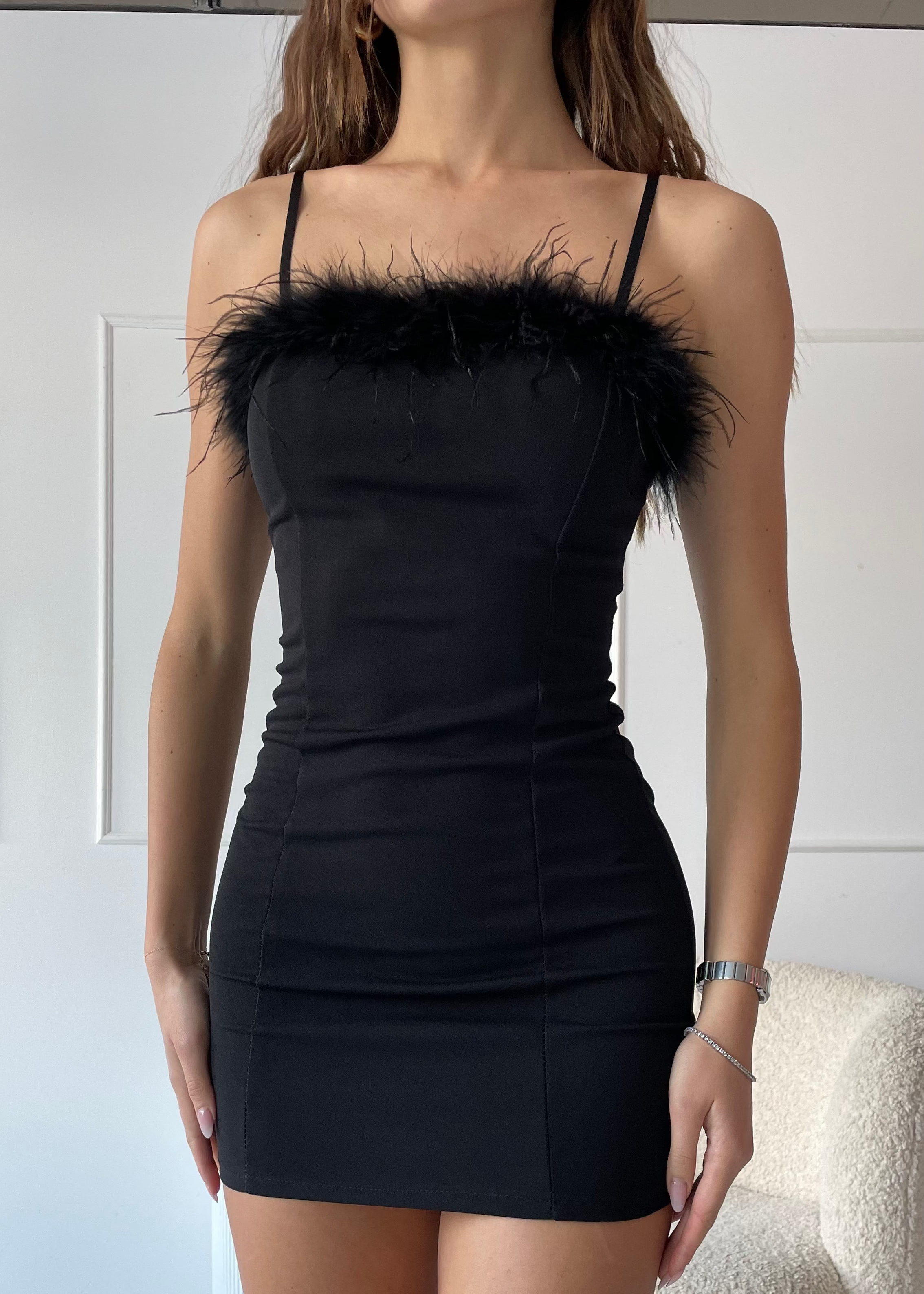 LOUCIA - vestito tubino mini con scollo con piume