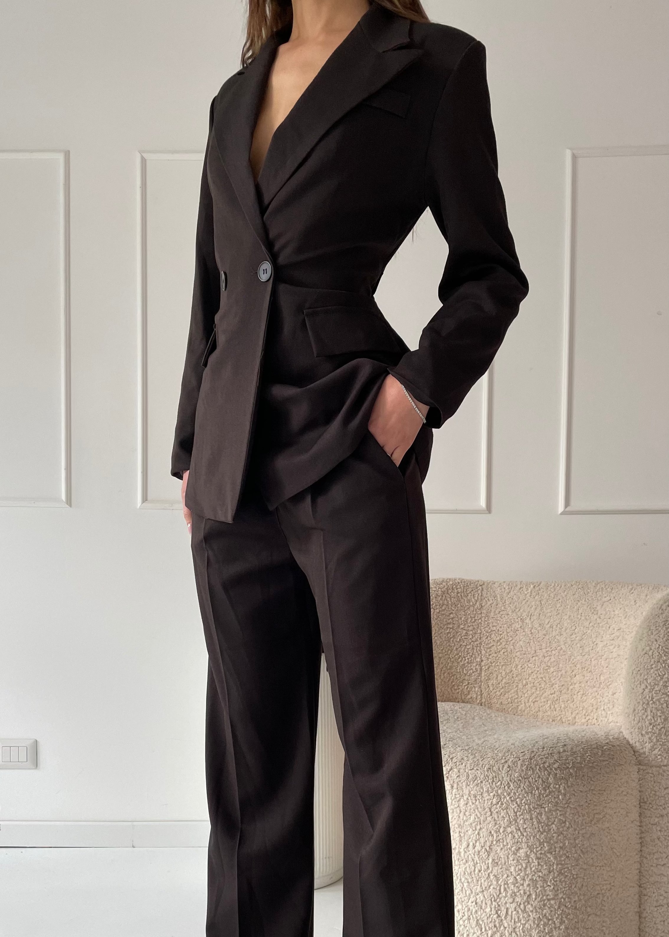 ZELENA - completo tailleur giacca e pantalone marrone