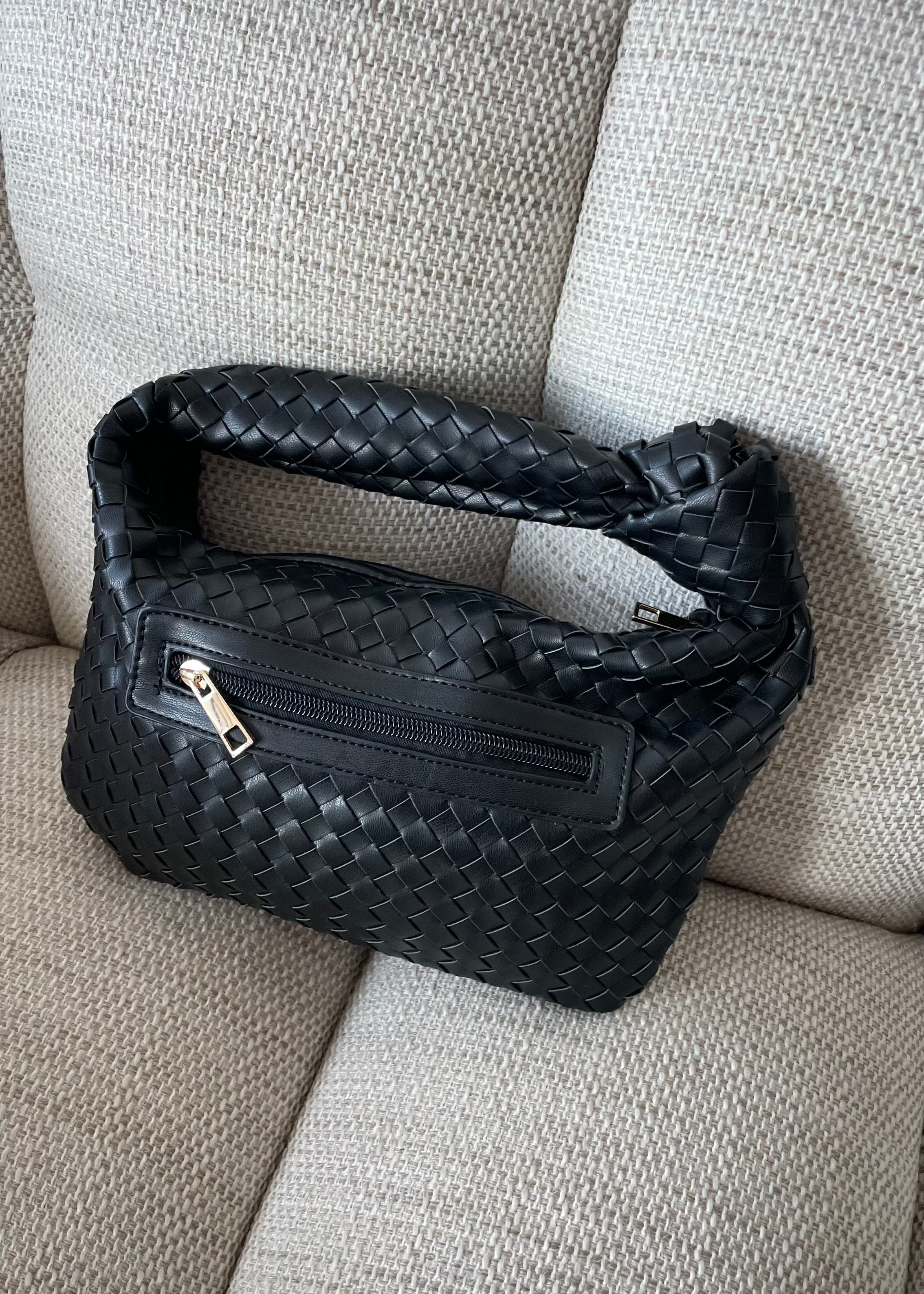 LUMI - borsa nera intrecciata