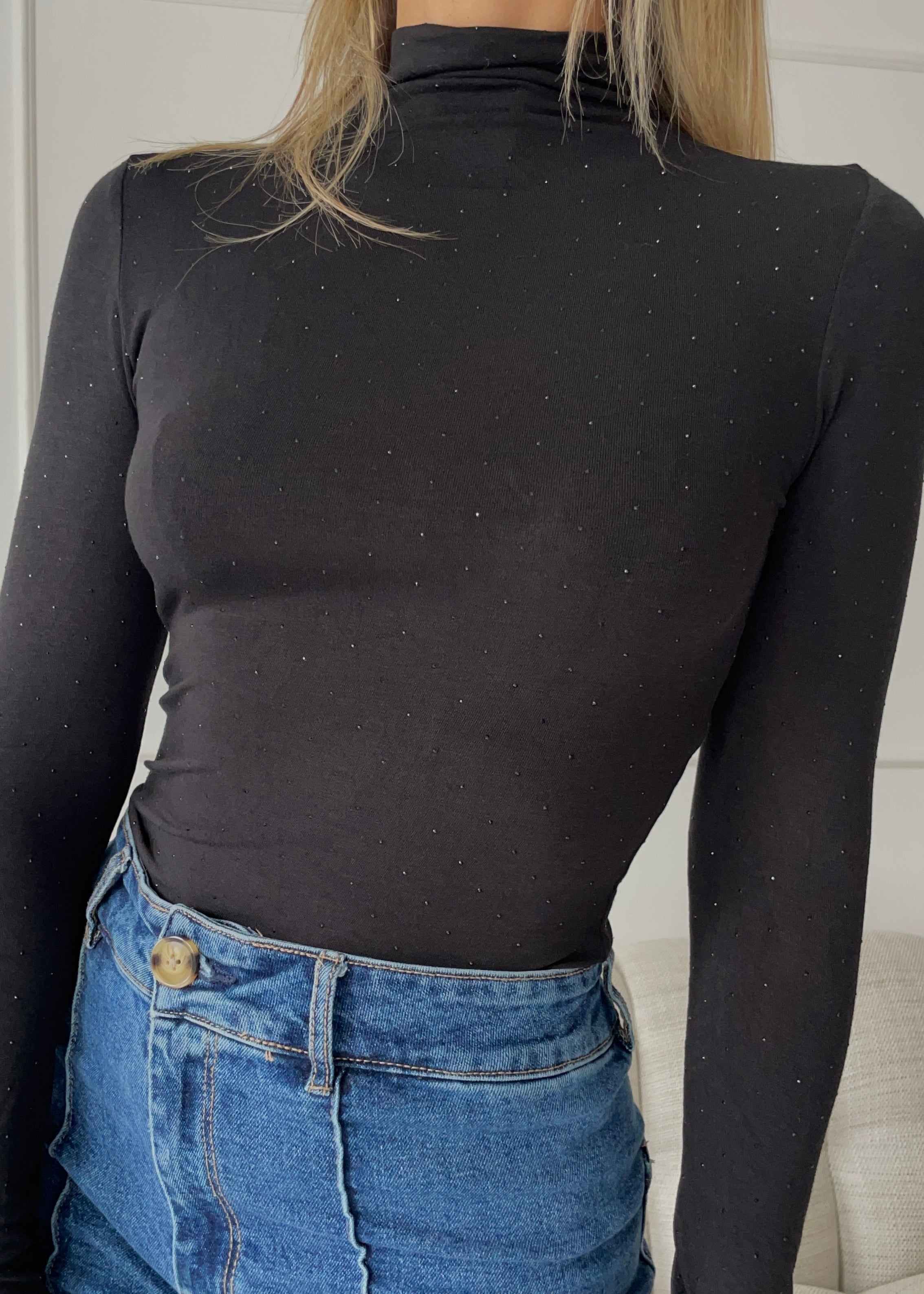 WINI - maglietta a collo alto con strass neri