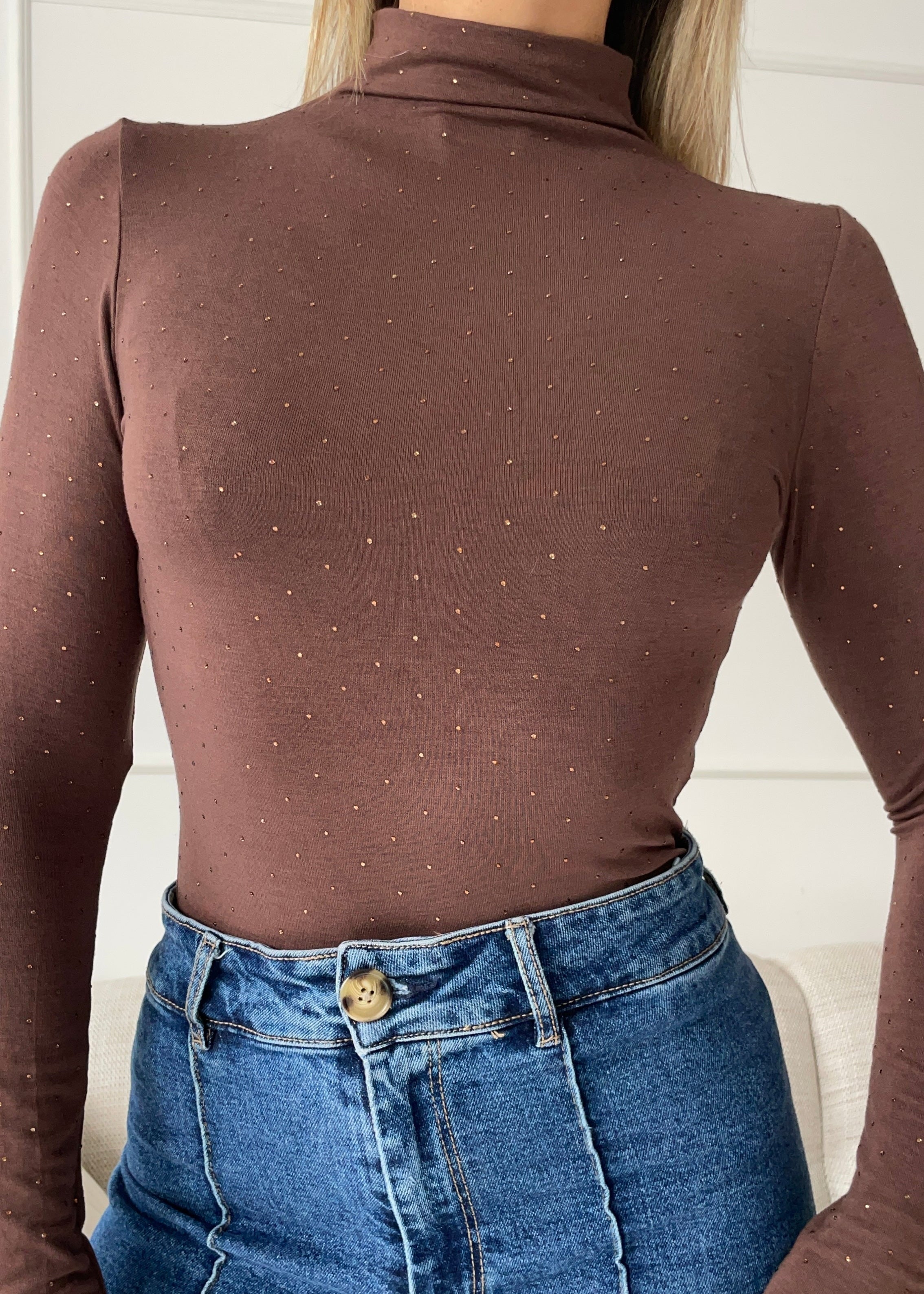 WINI - maglietta a collo alto con strass in marrone