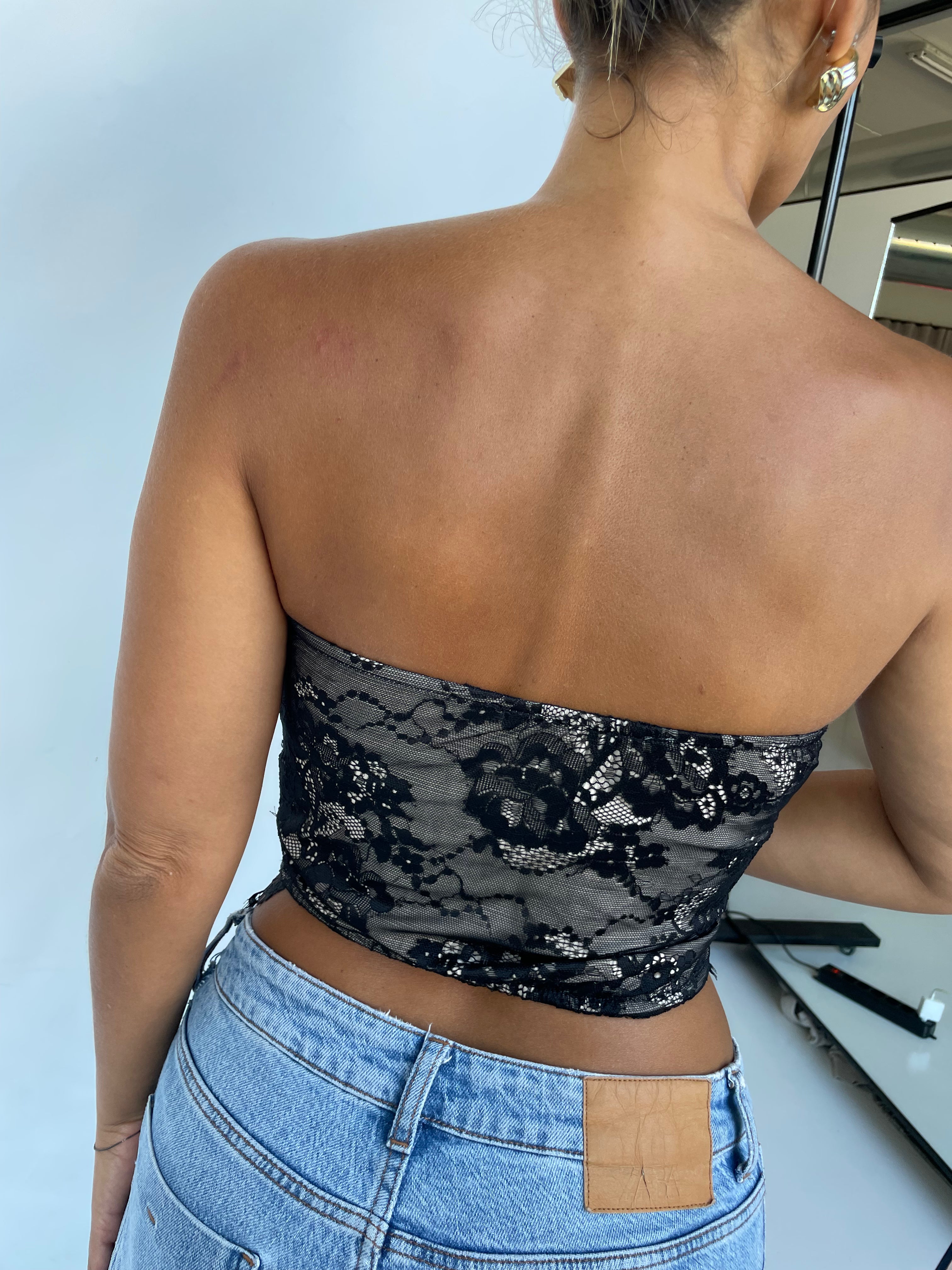 BRENDA - top corpetto in pizzo nero