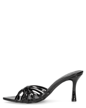 ISOLA - sandali neri effetto vernice con tacco a spillo