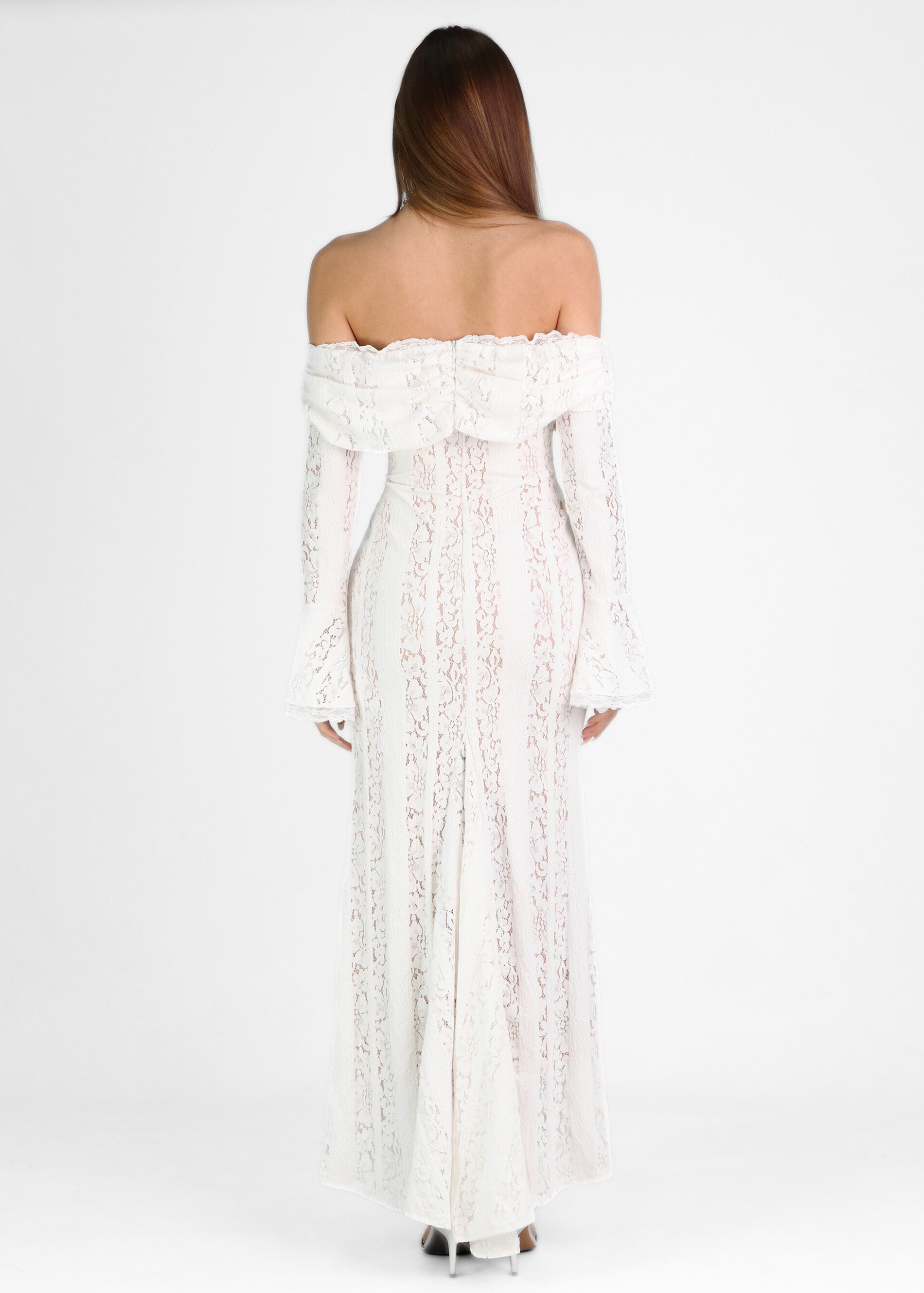 JIANNA - vestito lungo in pizzo con spalle scoperte