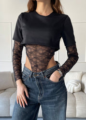 KAJSA - body 2 in 1 t-shirt crop con maniche e dettagli in pizzo nero