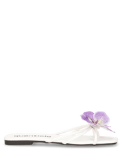 KILY - sandalini bassi bianchi con clip fiore orchidea removibile