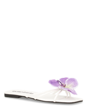 KILY - sandalini bassi bianchi con clip fiore orchidea removibile