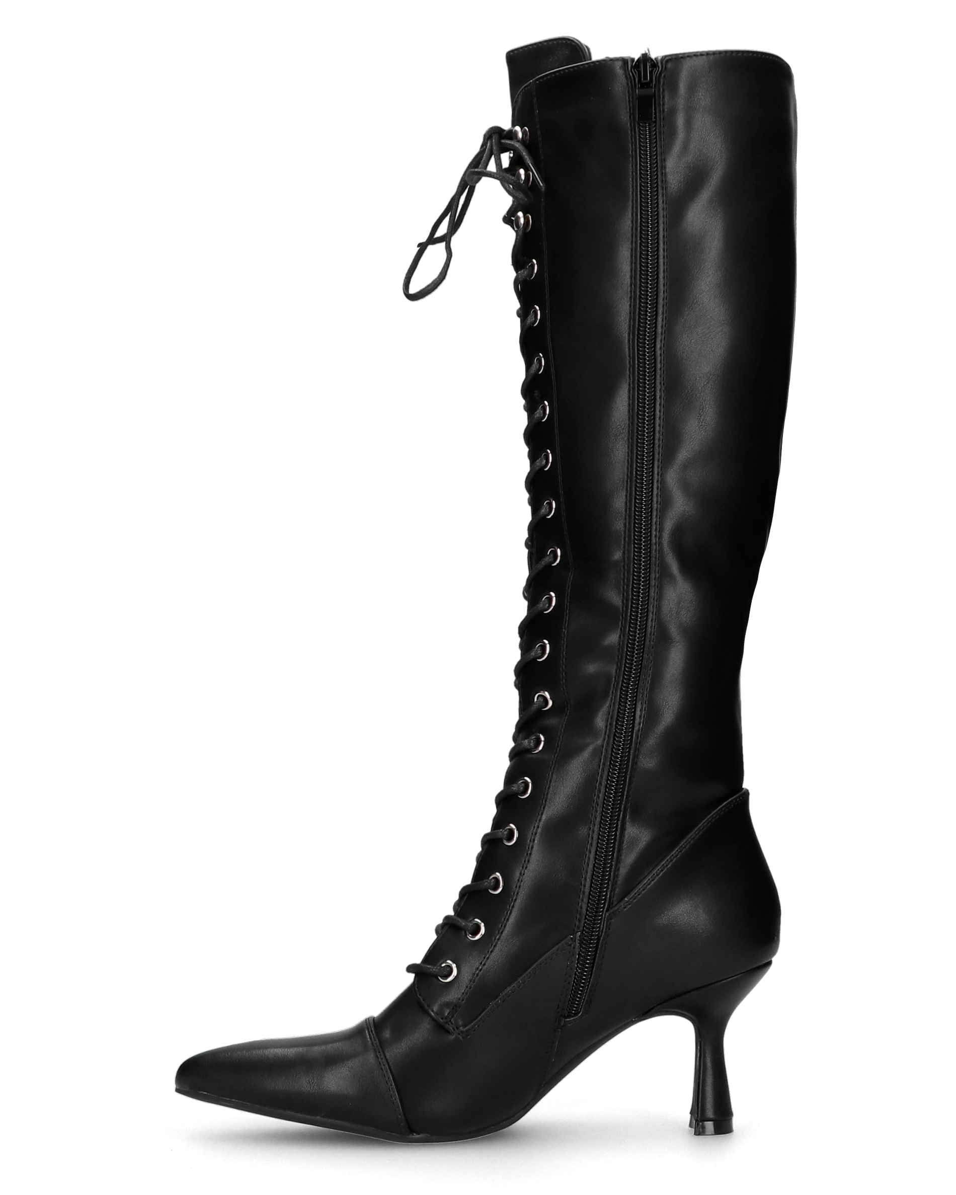 LetyBlack_22.png