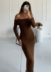 MAEVE - vestito midi scollo bardot effetto bouclé in marrone