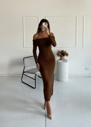 MAEVE - vestito midi scollo bardot effetto bouclé in marrone