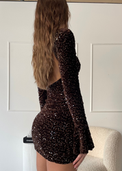 NELLY - vestito mini marrone in velluto e paillettes con scollo sulla schiena