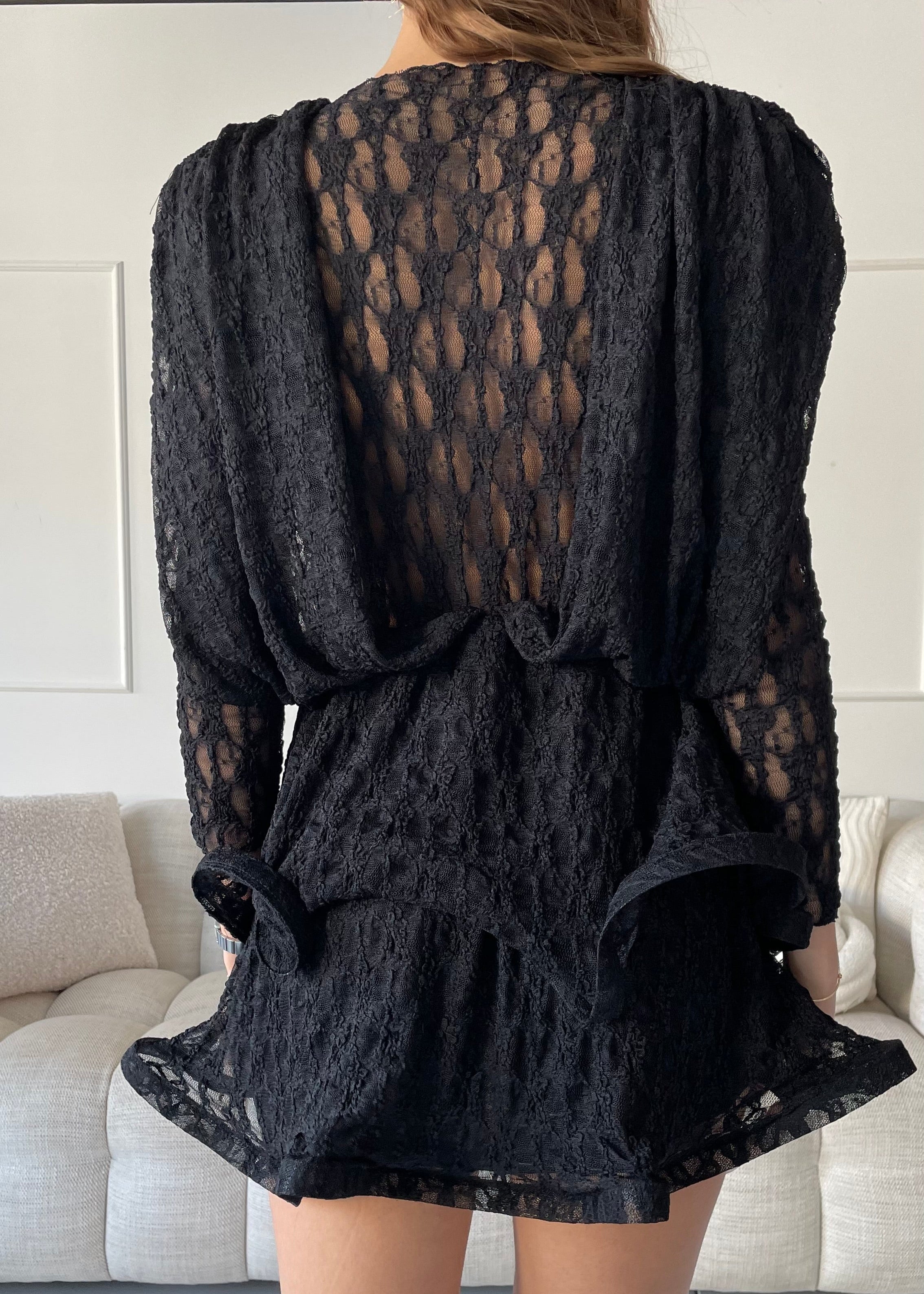 NEVA - mini abito in pizzo nero con gonna a balze