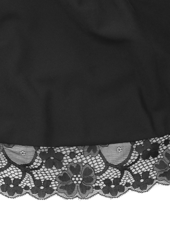 NOELE - vestito nero con gonna ampia e dettagli in pizzo