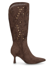 ORTHE - stivali marroni sotto al ginocchio traforati con borchie dorate