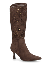 ORTHE - stivali marroni sotto al ginocchio traforati con borchie dorate