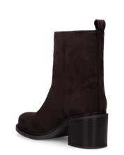 PENNY- stivaletto con tacco basso in camoscio marrone scuro